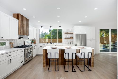 13982 Capewood Ln, San Diego CA  92128-6469 exterior