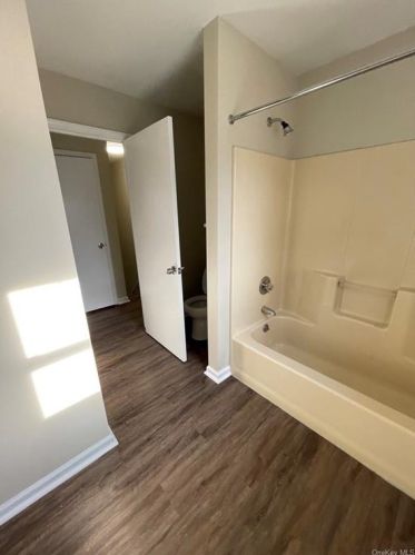 16 Bahret Ave, Poughkeepsie NY  12601-1207 exterior