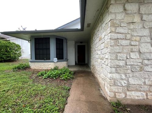8406 Birmingham Dr, Austin TX  78748-6403 exterior