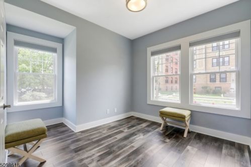 41 The Cres, Montclair NJ  07042-2641 exterior