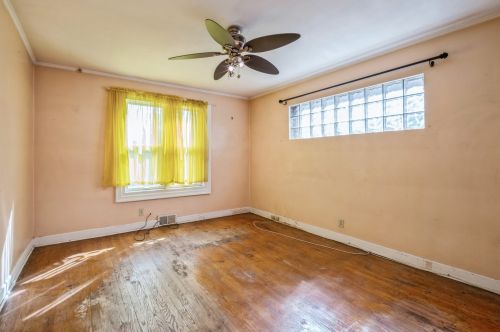 851 76 St, Chicago IL 60620-5762 exterior