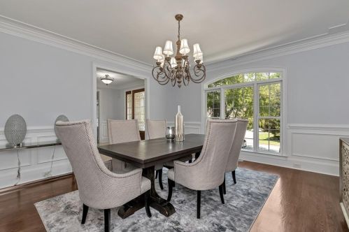 2132 Innsfail Dr, Lithonia GA  30078-2059 exterior