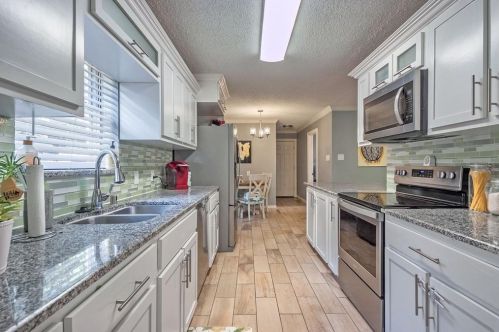 5127 Elkridge Dr, Dallas, TX 75227-1452