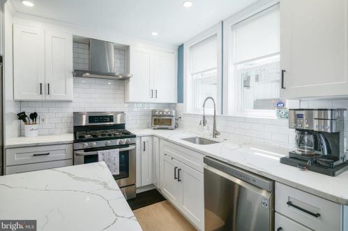 1904 Alder St, Philadelphia PA 19148-2365 exterior