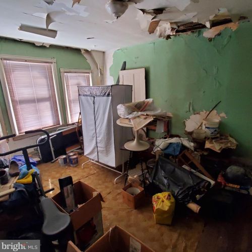 4929 Hazel Ave, Philadelphia PA 19143-2086 exterior