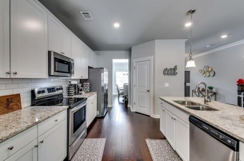 3217 Camden Ct, Atlanta GA  30349-5469 exterior