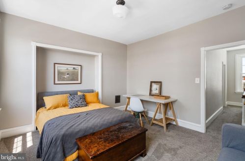 1233 Jackson St, Philadelphia PA 19148-2929 exterior