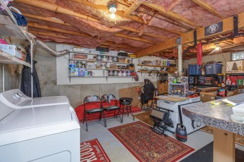 10 Whittaker Cir, Concord NH 03303-1589 exterior