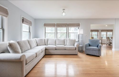 18 Mdw Ln, Nantucket MA 02554-2193 exterior