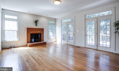 1588 Highland Glen Pl, Mc Lean VA  22101-4159 exterior