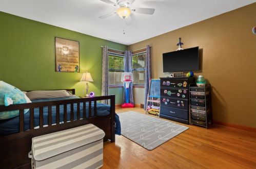 2917 38, Milwaukee WI 53210-2549 exterior