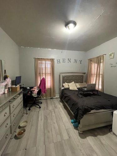 87 Ruggles St, Providence RI 02908-3614 exterior