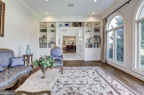 9832 Avenel Farm Dr, Rockville MD 20854-5410 exterior