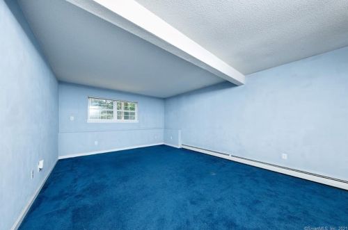 36 Picabo St, Killingly CT 06239-1533 exterior