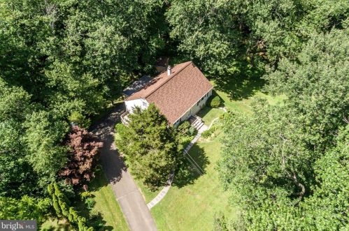 3628 Edencroft Rd, Huntingdon Valley PA  19006-2911 exterior