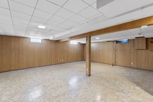 7217 Mohawk Ave, Milwaukee WI 53217 exterior