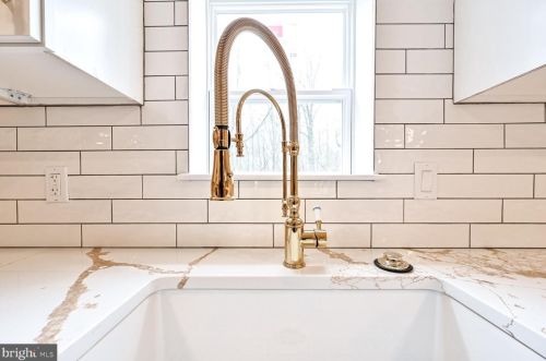 465 Bailey St, Pilesgrove NJ  08098-1014 exterior