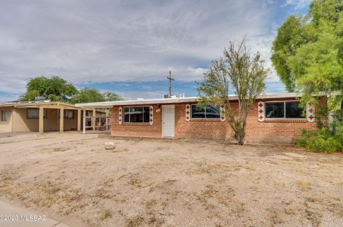 1116 Edgewater Dr, Tucson AZ 85704-2414 exterior