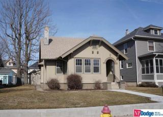 1826 Wirt St, Omaha, NE 68110-2048
