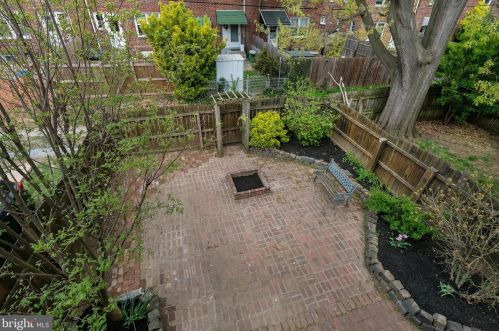 541 Reynolds Ave, Lancaster PA  17602-2146 exterior