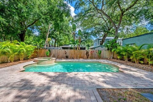 315 Haya St, Tampa FL  33603-1936 exterior