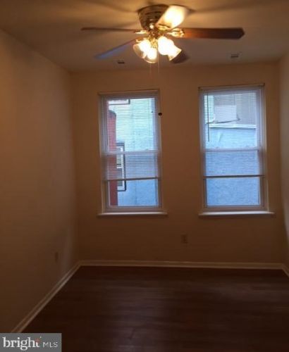 788 2nd St, Philadelphia PA 19122-2602 exterior