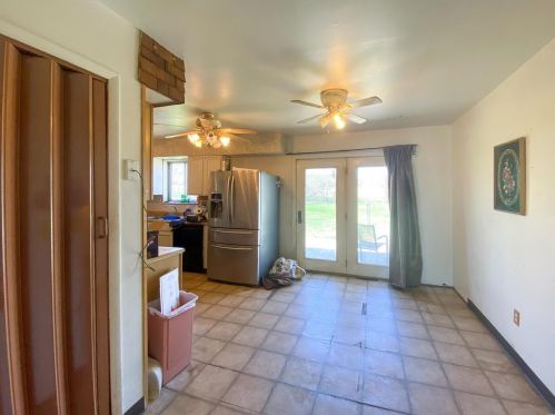 27 Sandra Dr, Winfield MO 63389-2409 exterior