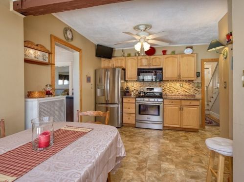 30 Havelock Rd, Worcester MA 01602-2543 exterior