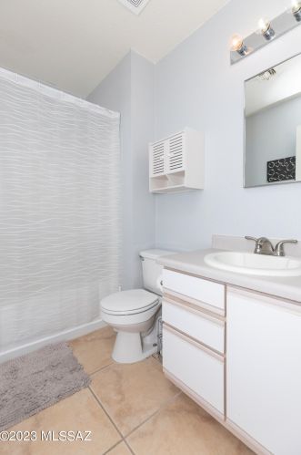 1653 Gaffer Pl, Tucson AZ  85746-3401 exterior