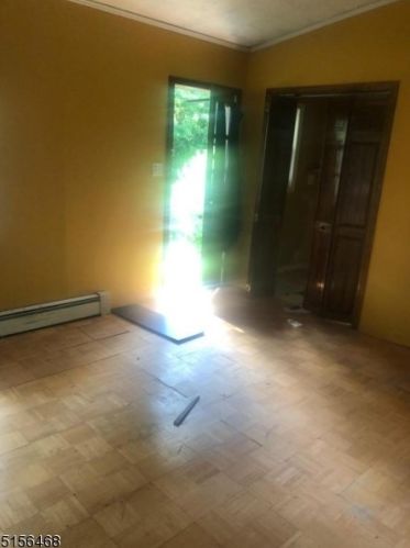 69 Garden Ave, Wharton, NJ 07885-2021