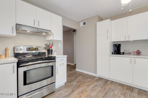 3844 Bloomfield Rd, Phoenix AZ  85032-7334 exterior