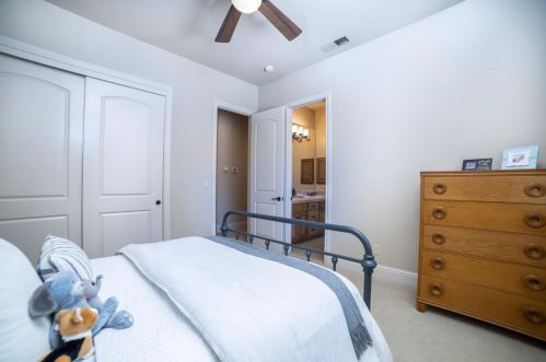 668 Glen-mady Way, Folsom CA 95630-6275 exterior