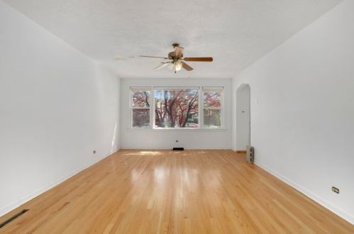 6210 Albany Ave, Chicago, IL 60629-2616