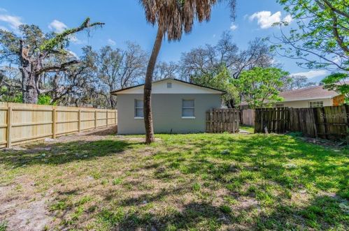 3216 48 St, Tampa FL 33617-6021 exterior