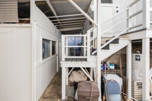 1924 Beretania St, Honolulu HI 96817-4752 exterior