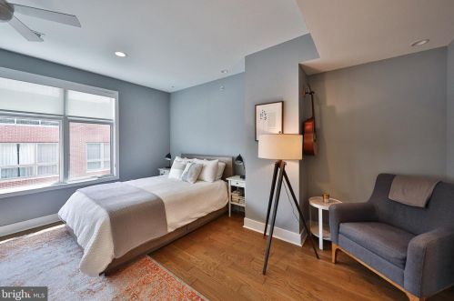 1427 Kater St, Philadelphia PA 19147-1851 exterior