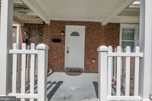 1139 Keystone Rd, Chester PA 19013-1624 exterior