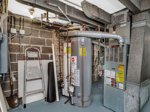 2613 Rascher Ave, Chicago IL 60625-3213 exterior