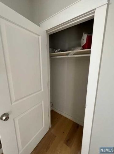 663 Irvine Turner Blvd, Newark NJ  07112-2637 exterior