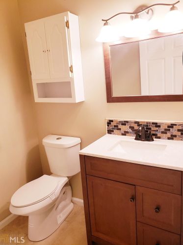 2294 Amber Wood Dr, Lithonia GA 30078-2601 exterior