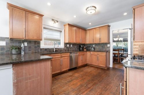 2519 Clairmont Rd, Atlanta GA 30329-2713 exterior