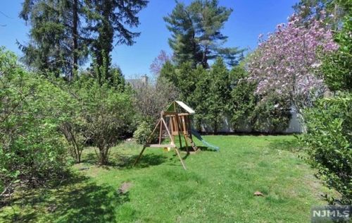 546 Anderson Ave, Closter NJ  07624-3220 exterior