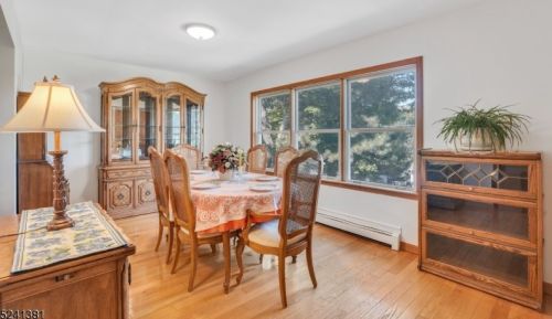 47 Cayuga Ave, Rockaway NJ 07866-1034 exterior