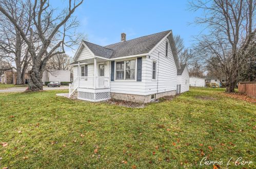 142 Elm St, Cedar Springs, MI 49319-8342