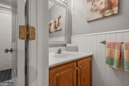 1707 Crossfield Dr, Lancaster PA 17603-6789 exterior