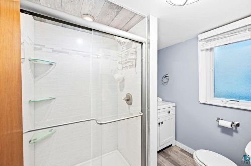 1439 Minnesota Ave, Duluth MN 55802-2429 exterior