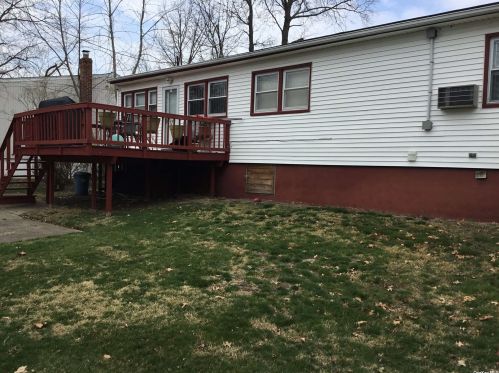 29 Forest Rd, Valley Stream, NY 11581-2430