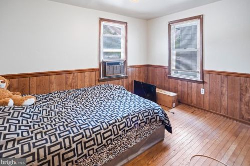 195 Main St, Trenton NJ  08620-2311 exterior