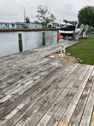 6310 Marina Dr, Algonac MI 48001-4212 exterior