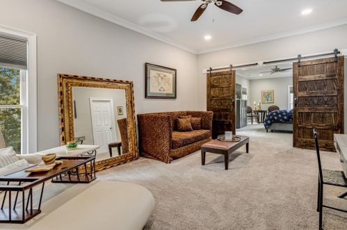 2884 Cravey Dr, Atlanta GA  30345-1420 exterior